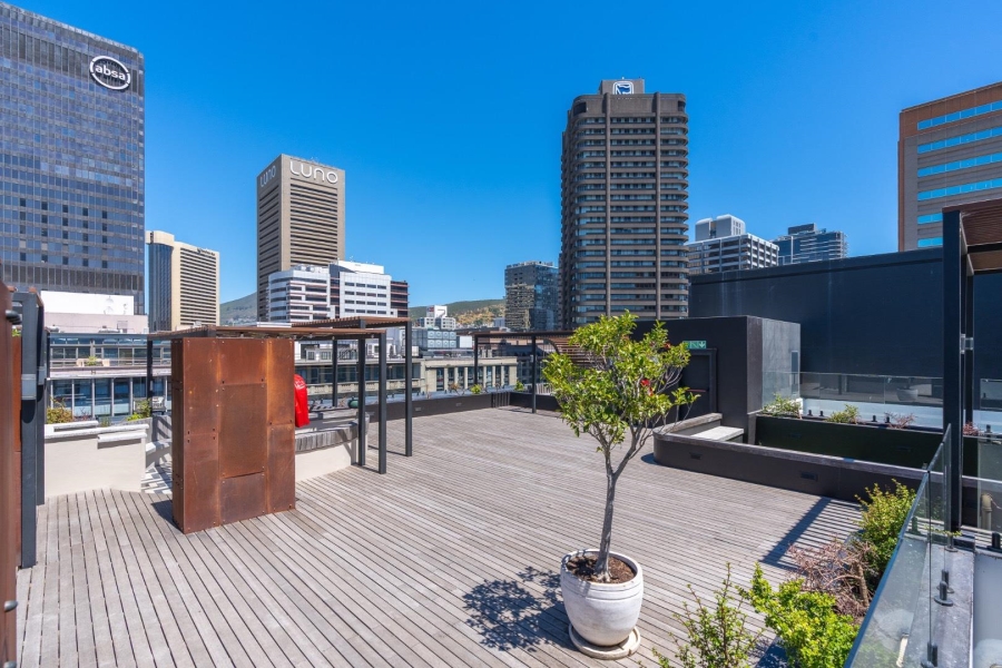 1 Bedroom Property for Sale in Foreshore Western Cape